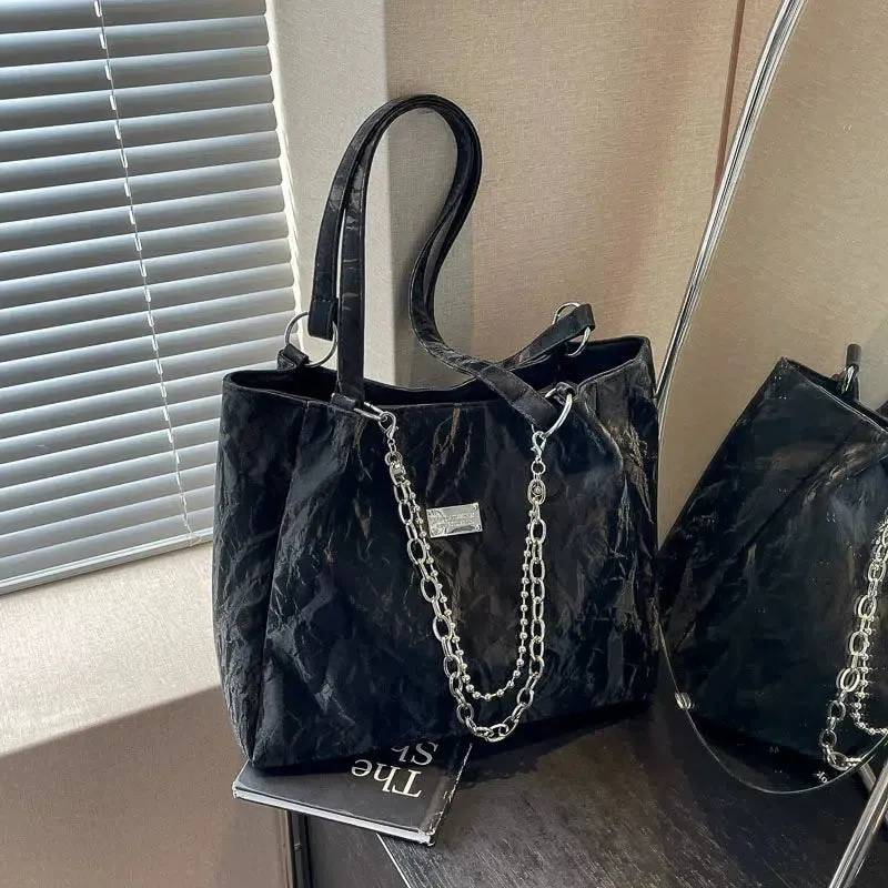 Chain Accent Elegant Tote Bag