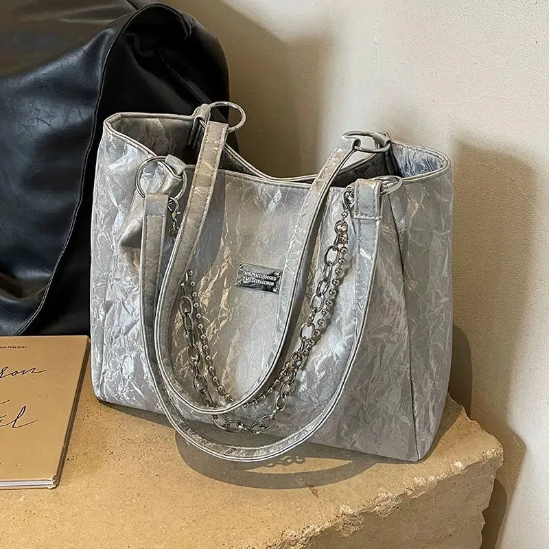 Chain Accent Elegant Tote Bag