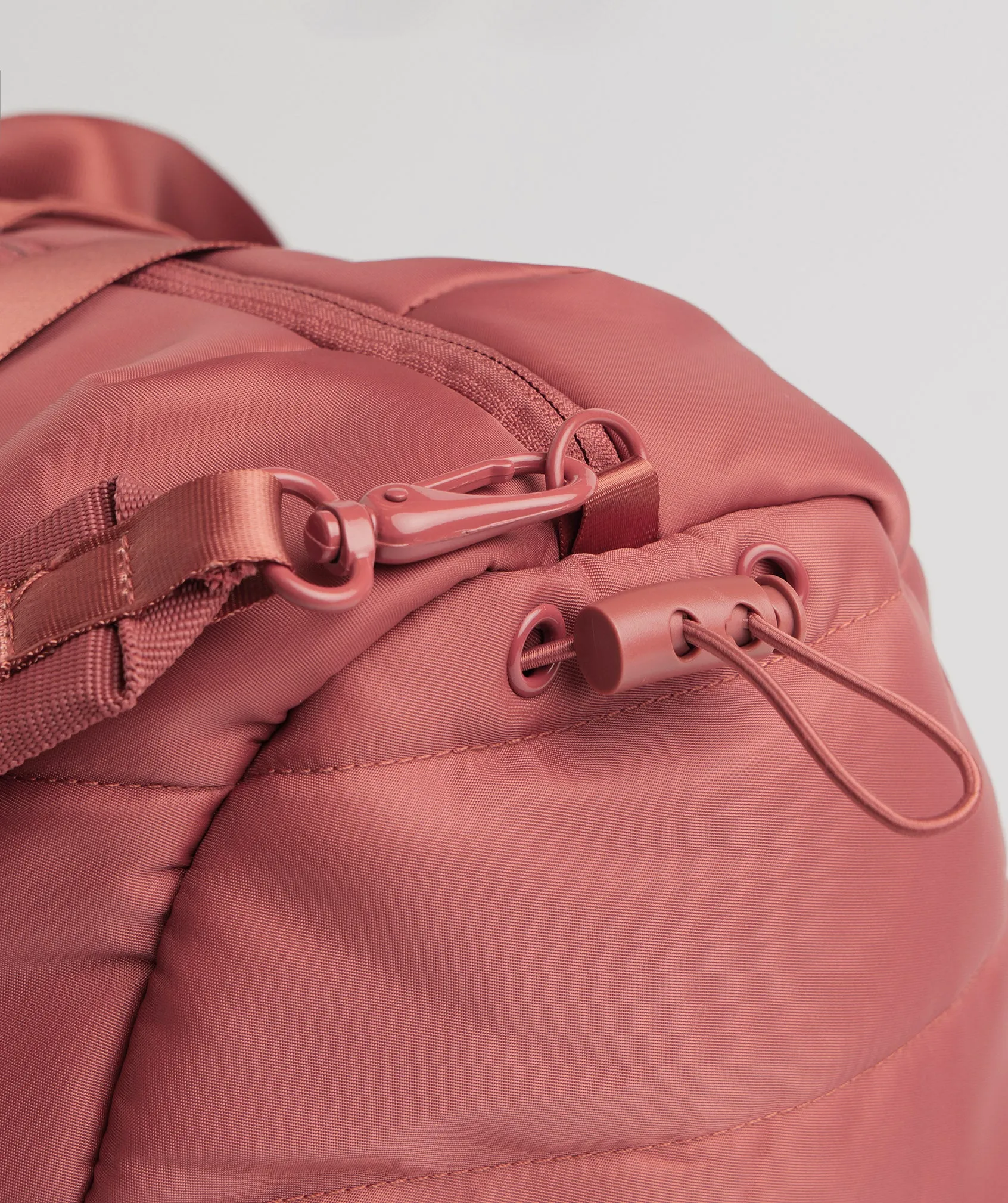 Gymshark Studio Holdall - Rose Brown