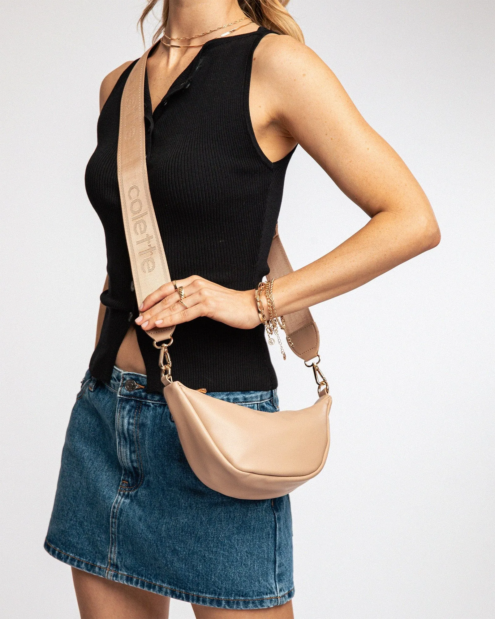 Natural Ana Structured Sling Bag